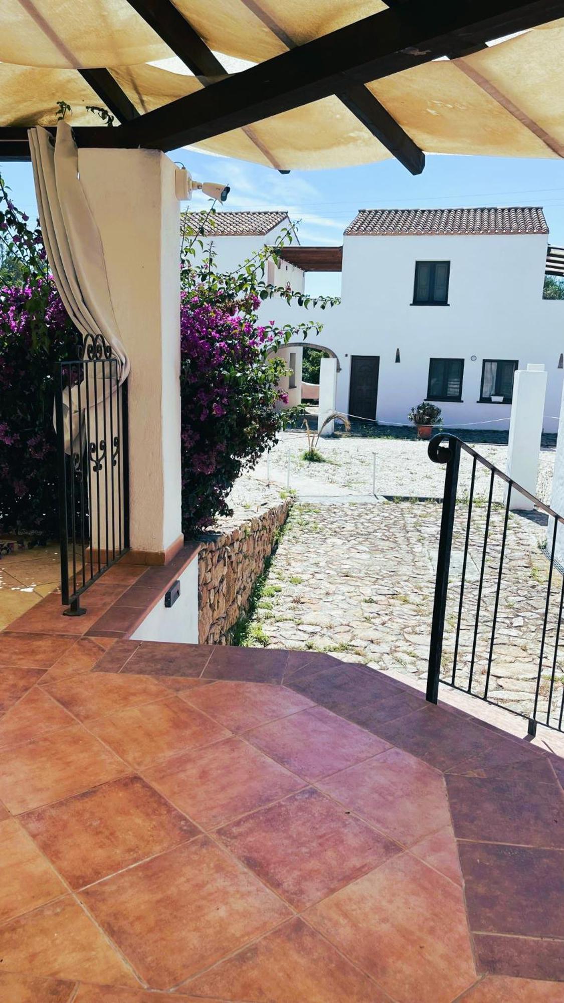Cort'e Nastasj Tertenìa Exterior foto