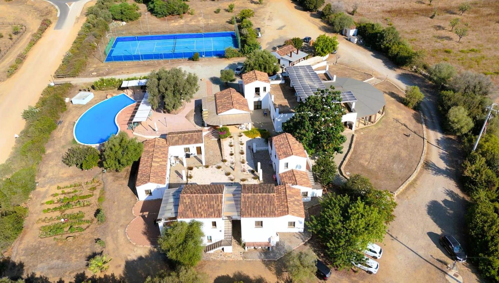 Cort'e Nastasj Tertenìa Exterior foto